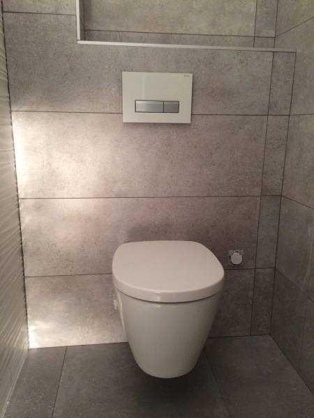 wc suspendu Gébérit avec ventilation par charbon actifs par la cuvette