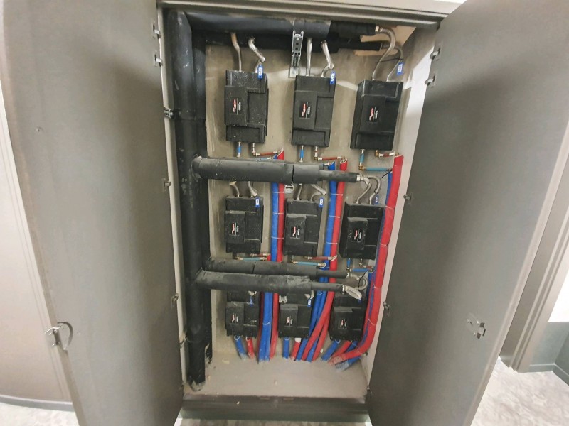 Chauffage central avec grande chaudière pour un immeuble de plusieurs appartements à Bourgoin Jallieu